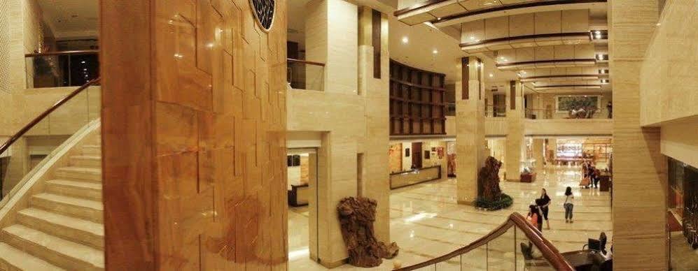 Phoenix Grand Hotel Fenghuang Extérieur photo