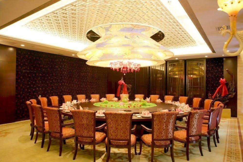 Phoenix Grand Hotel Fenghuang Extérieur photo