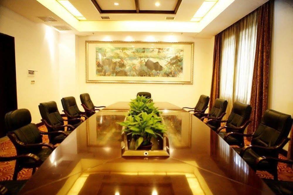 Phoenix Grand Hotel Fenghuang Extérieur photo